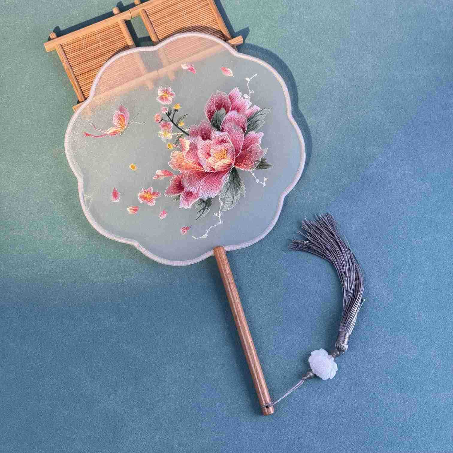 古风扇子双面绣花圆扇中国风汉服扇古典刺绣团扇旗袍舞蹈扇苏绣扇