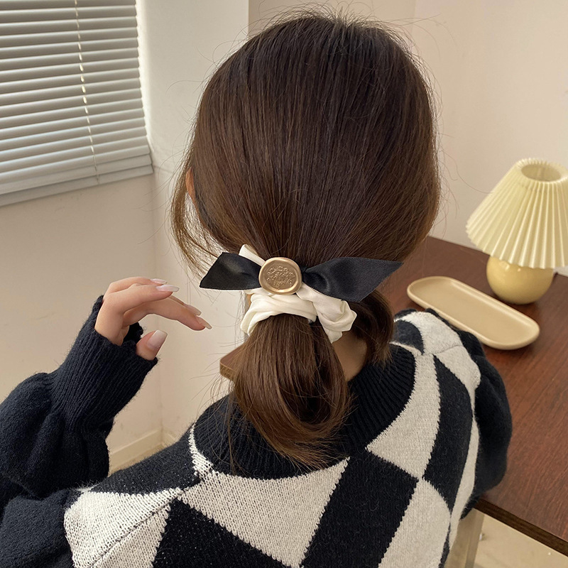 Autumn Korean Satin Bow Large Intestine Hair Band Female Online Influencer Elegant Pearl Hair Band Hair Rope