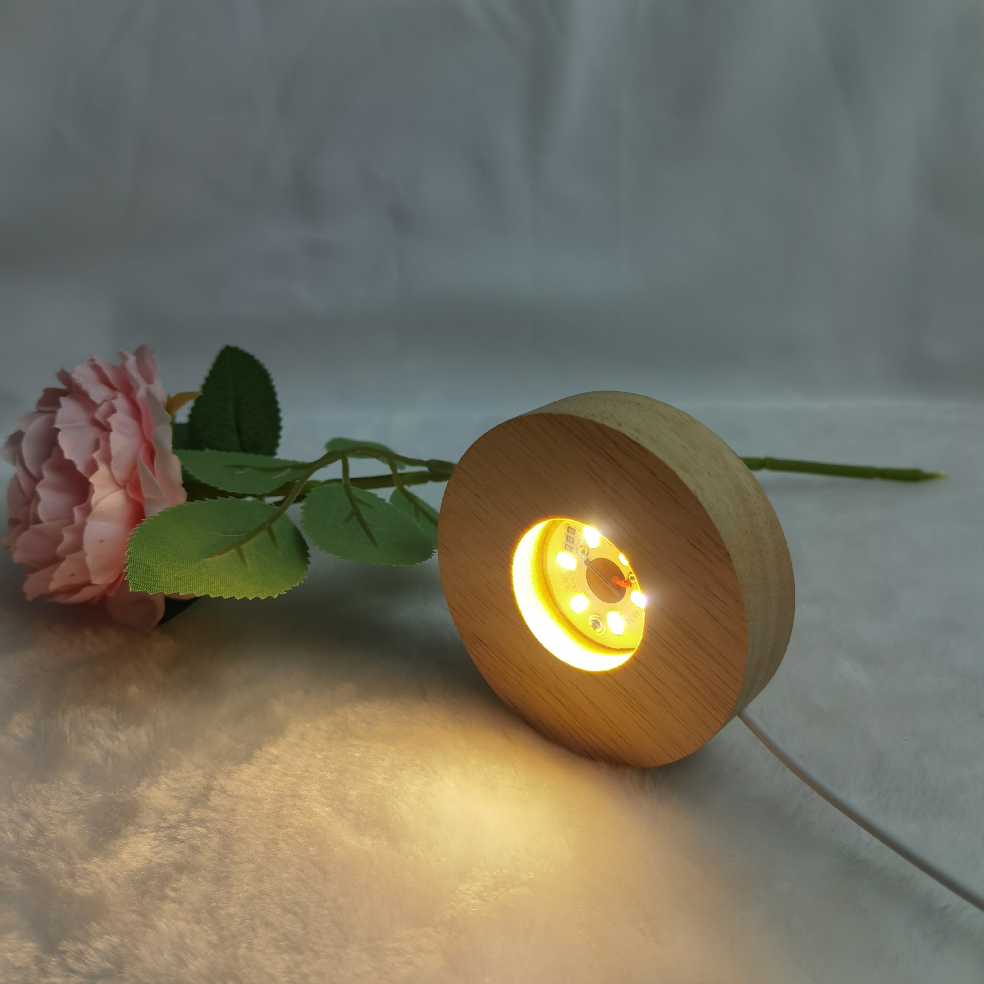 Solid Wood Luminous Base Led Small Night Lamp Usb Interface 5V Switch round Wooden Crystal Lamp Holder Crafts Wholesale