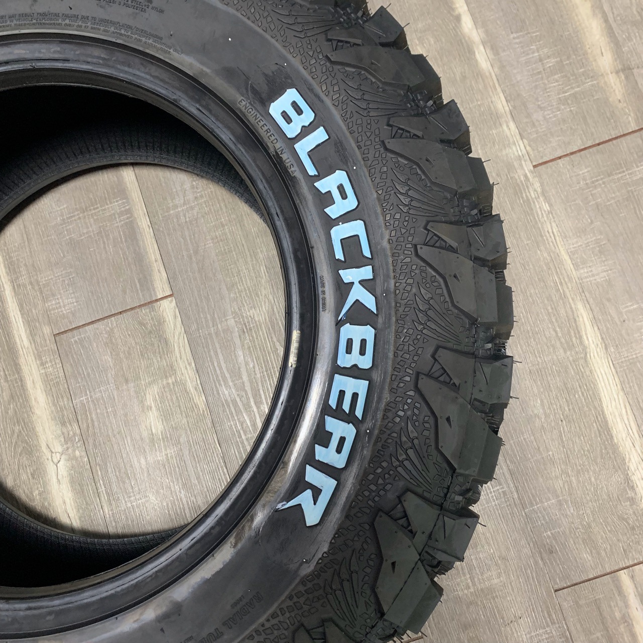 黑熊越野轮胎265/275/285/70r17适配霸道牧马人普拉多37x13.5r17