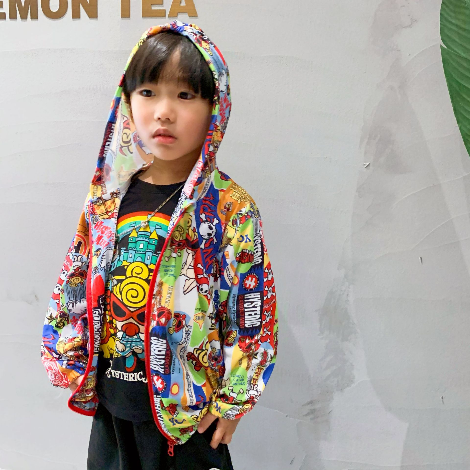 一森家夏季新款涂鸦满印卡通儿童外套