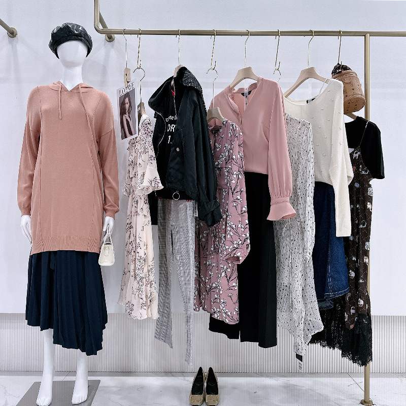 【艾娃23春夏】杭州专柜撤柜女装批发 抖快直播品牌折扣女装-阿里巴巴