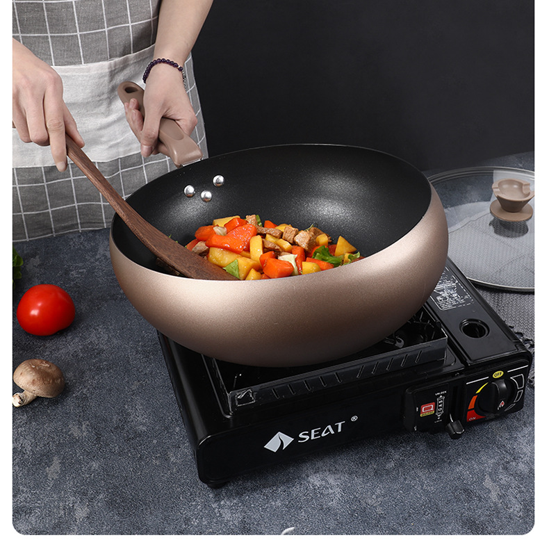 厂家法式炒锅 不粘炒菜锅家用加厚回飞锅 平底锅铁铸锅32回旋锅