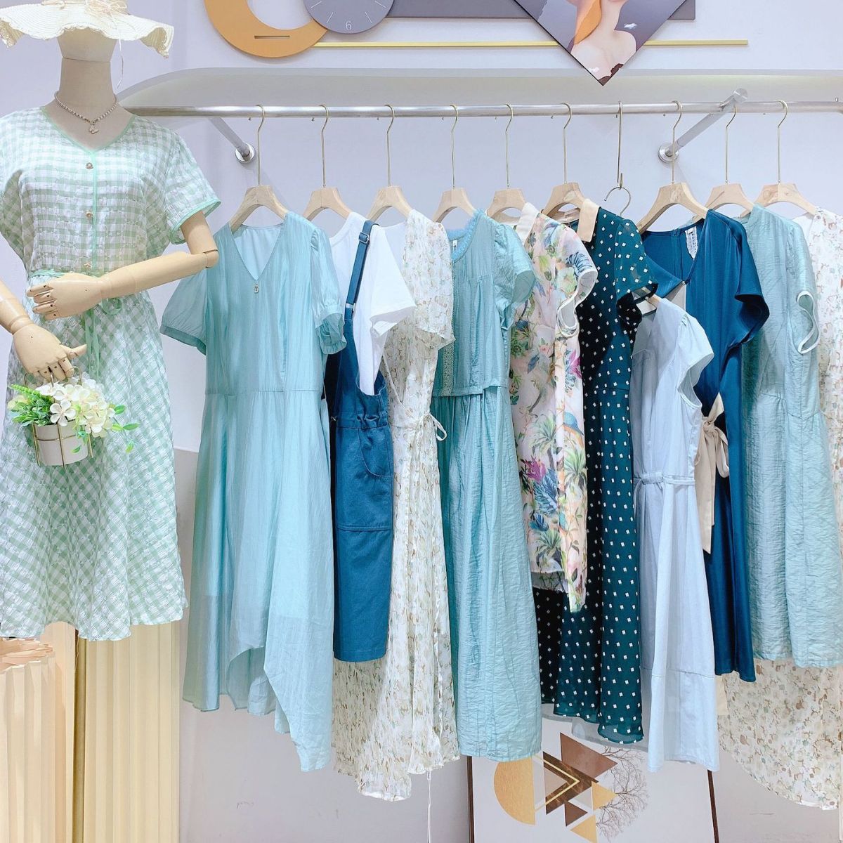 森马夏装连衣裙专柜撤柜尾单一手货源批发品牌折扣女装清货伊芙丽