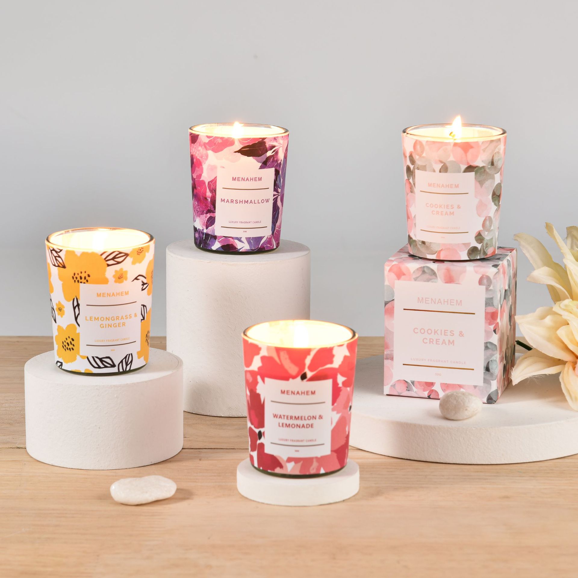 Creative Flower Aromatherapy Candle Wholesale Smoke-Free Fragrance Soy Wax Household Essential Oil Candle Cute Holiday Gift