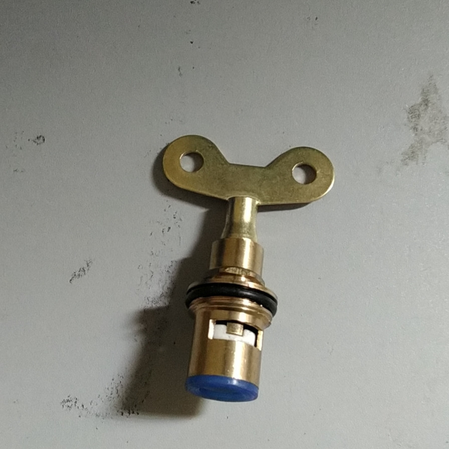 铜电镀带锁水龙头 铜防盗洗衣机网咀户外出租屋公用带钥匙水龙头