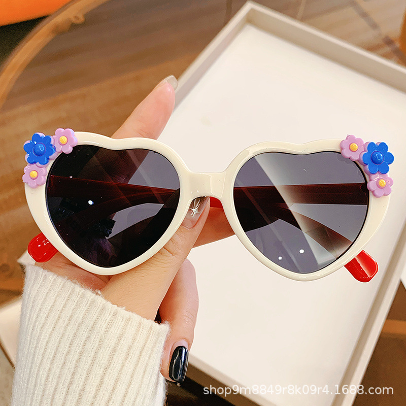 Kid's Eyewear Girls Cartoon Cute Little Flowers Polarized Sunglasses Uv Protection Little Girl Sunshade Sunglasses