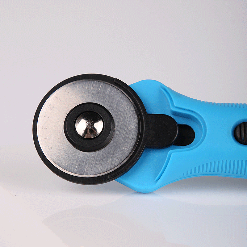 45mm拼裁布刀 新款割布刀 滚刀刀片45 拼布刀滚刀 手柄刀