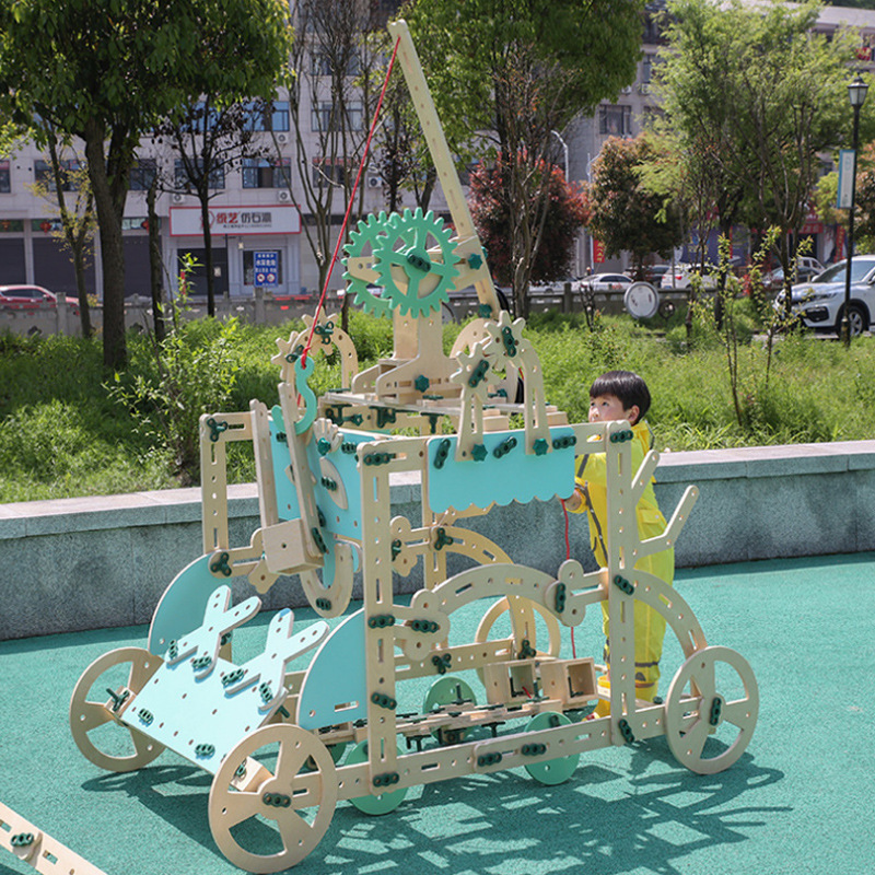 安吉游戏万能工匠组合建构玩具大型螺母积木清水幼儿园户外建构区