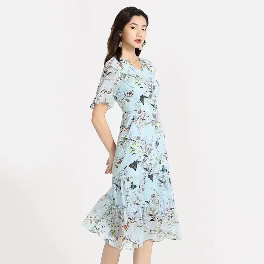 品牌女装批发 心敏连衣裙 碎花吊带裙子一手货源工厂网红直播靓装