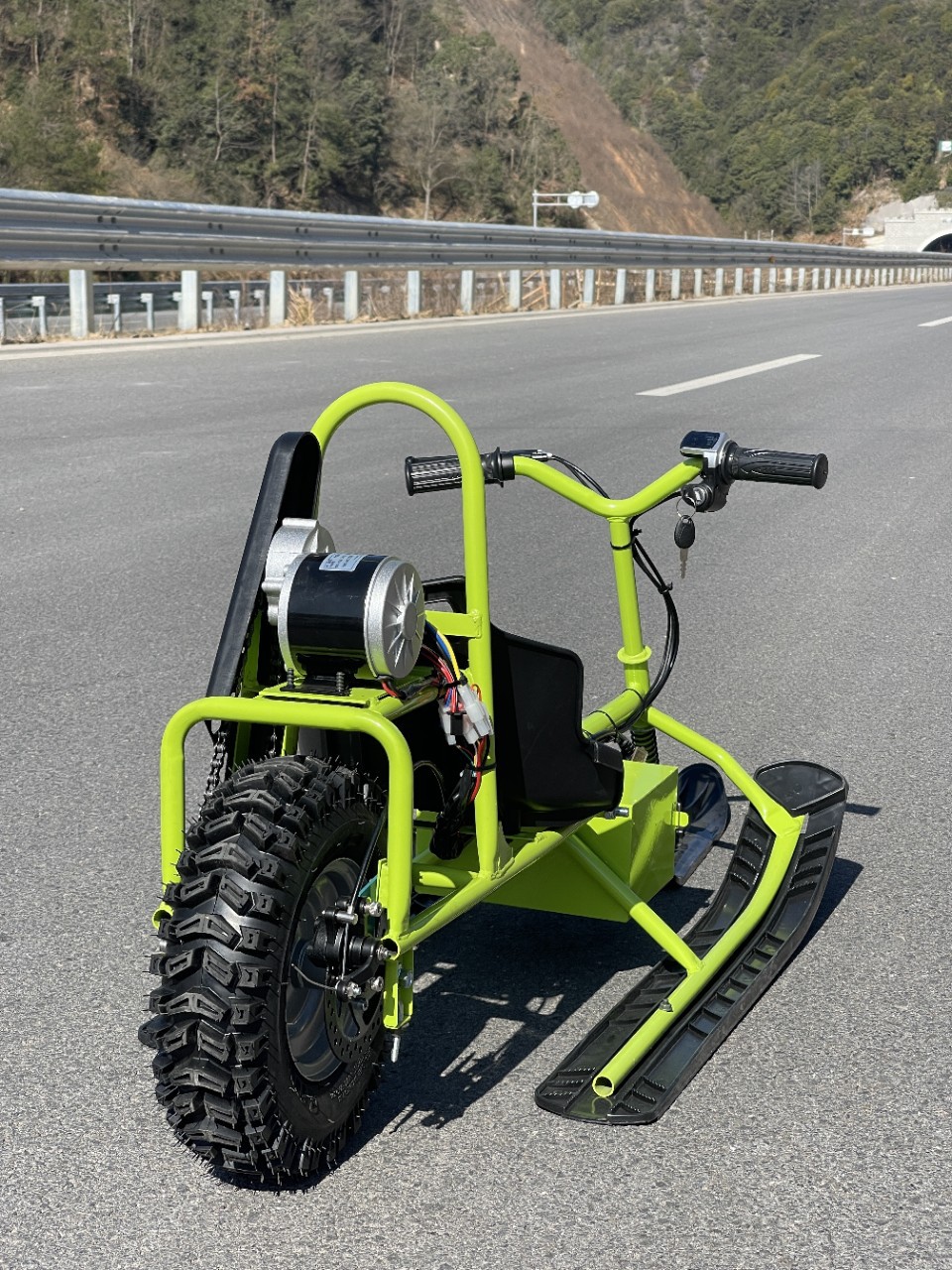 雪地摩托车滑雪车雪橇车-阿里巴巴