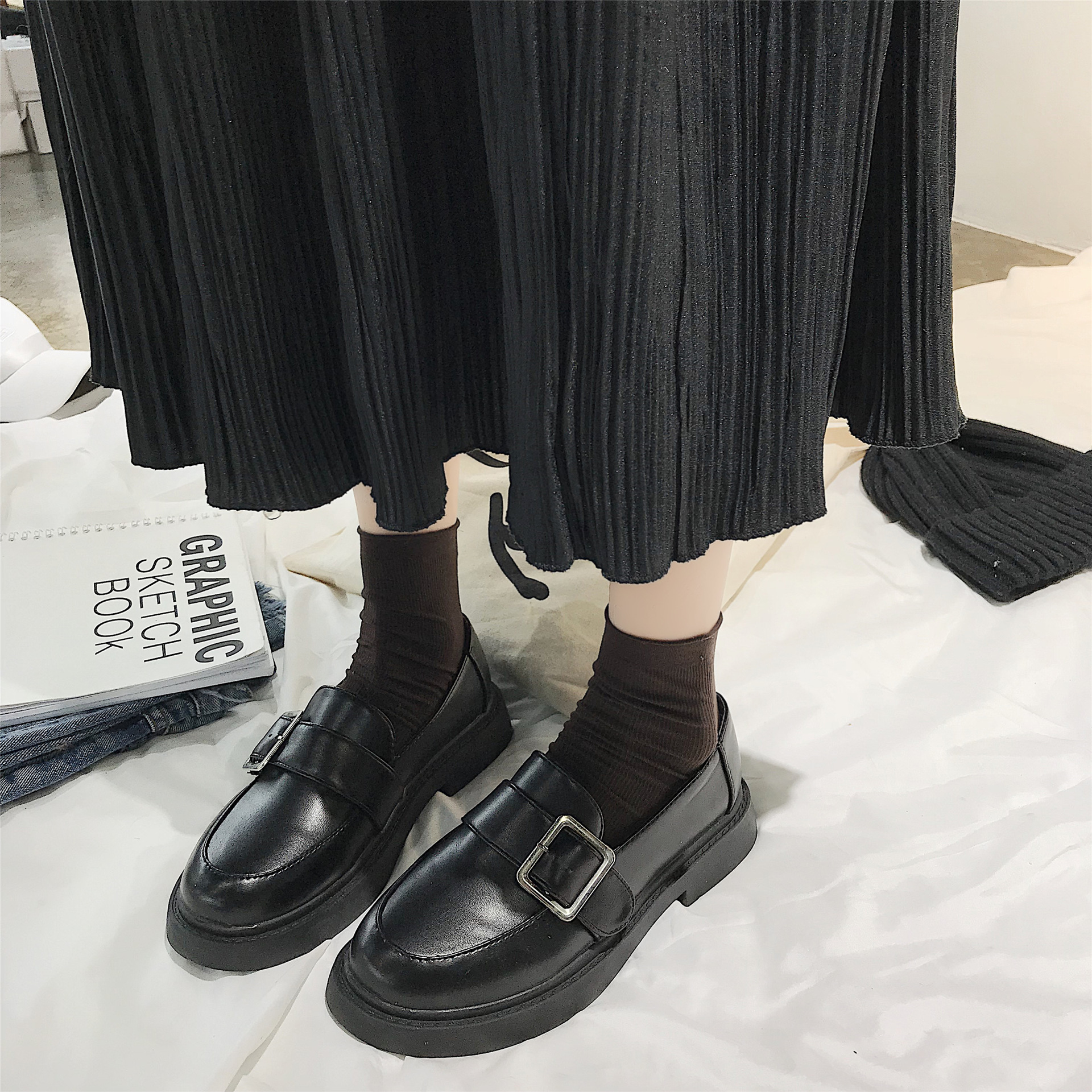 k56ins小皮鞋女2021春秋复古一脚蹬新款学生平底百搭英伦风单鞋子