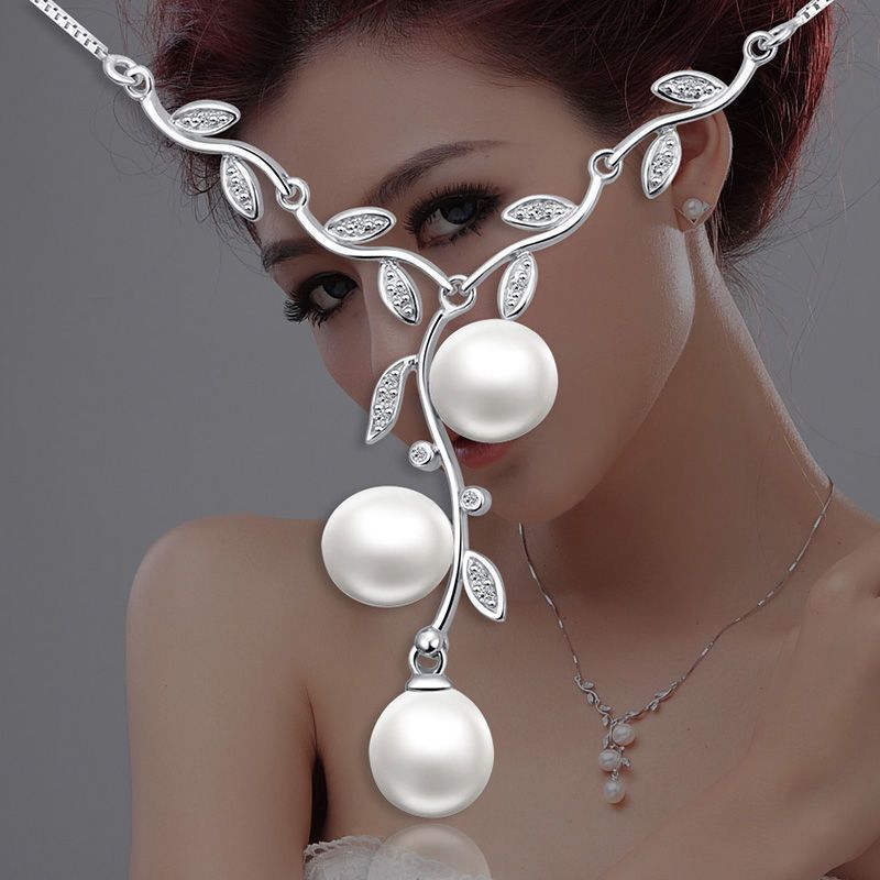 时尚珠宝 春韵天然淡水珍珠项链 银镶嵌锆石 锁骨项链