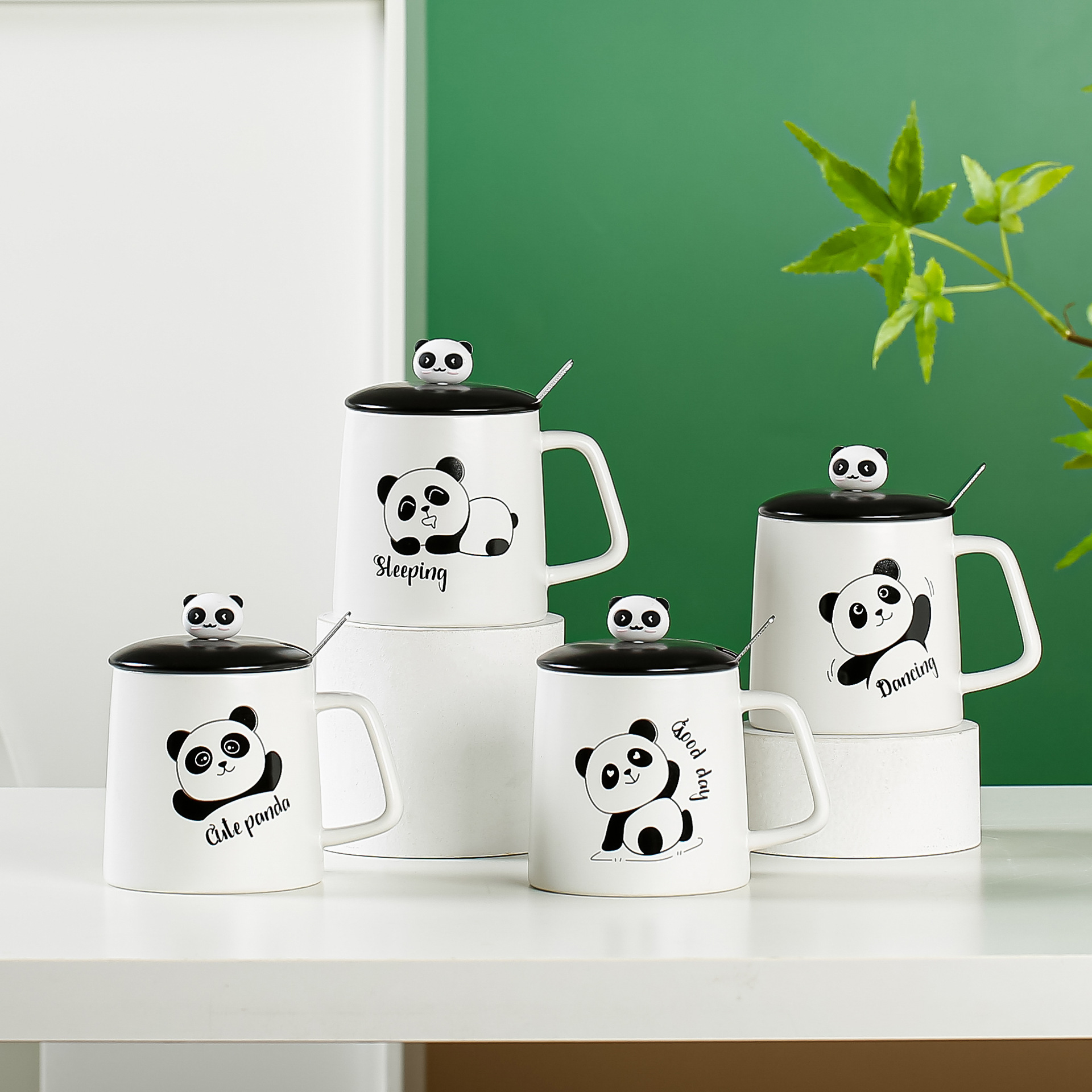 可爱熊猫陶瓷杯办公室水杯学生马克杯咖啡杯带盖带勺立体硅胶盖子