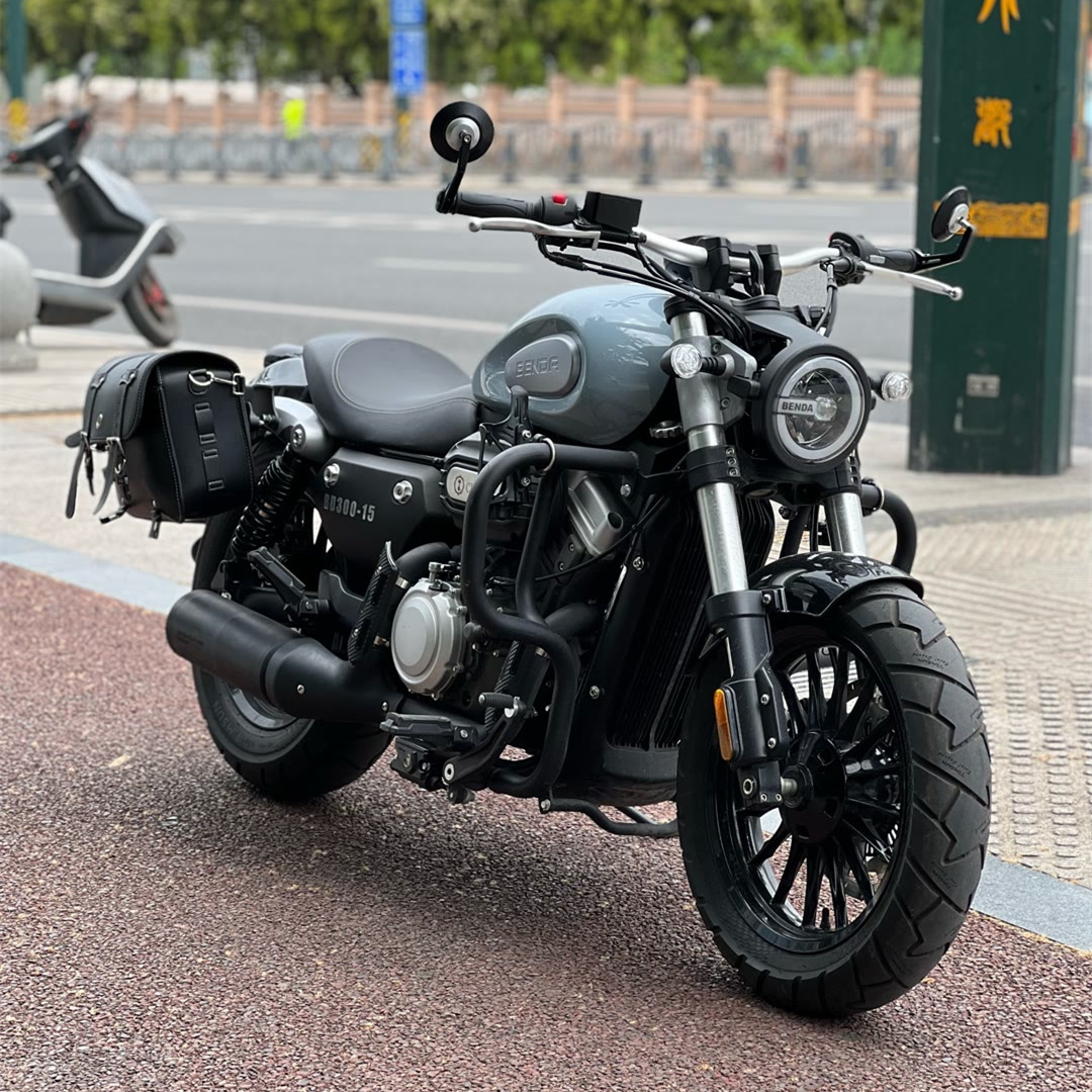 奔达金吉拉300cc灰石太子巡航机车哈雷v缸水冷电喷复古摩托车