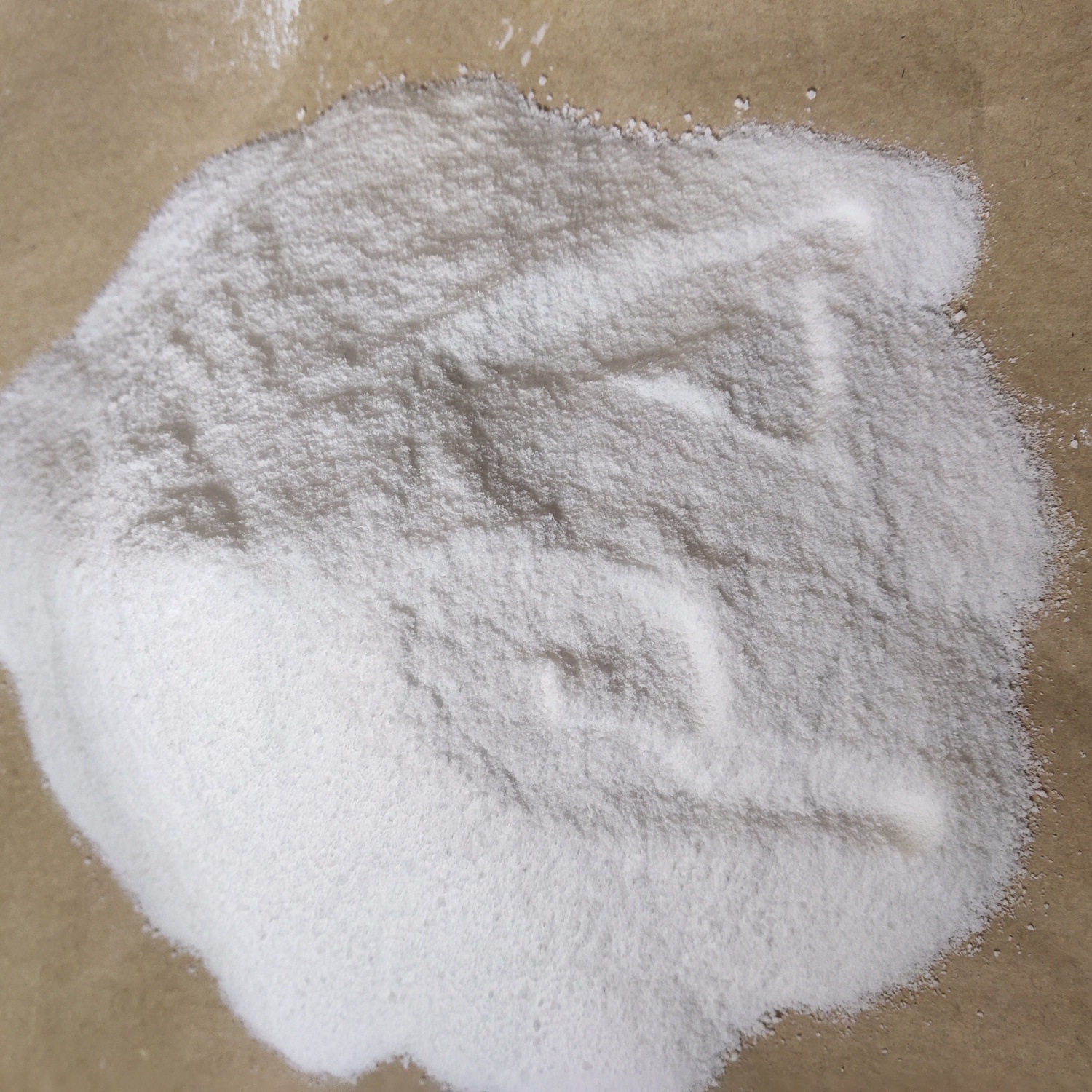 空心厚壁玻璃微珠 用于pa6 pbt pa66 pc/abs防收缩翘曲变形