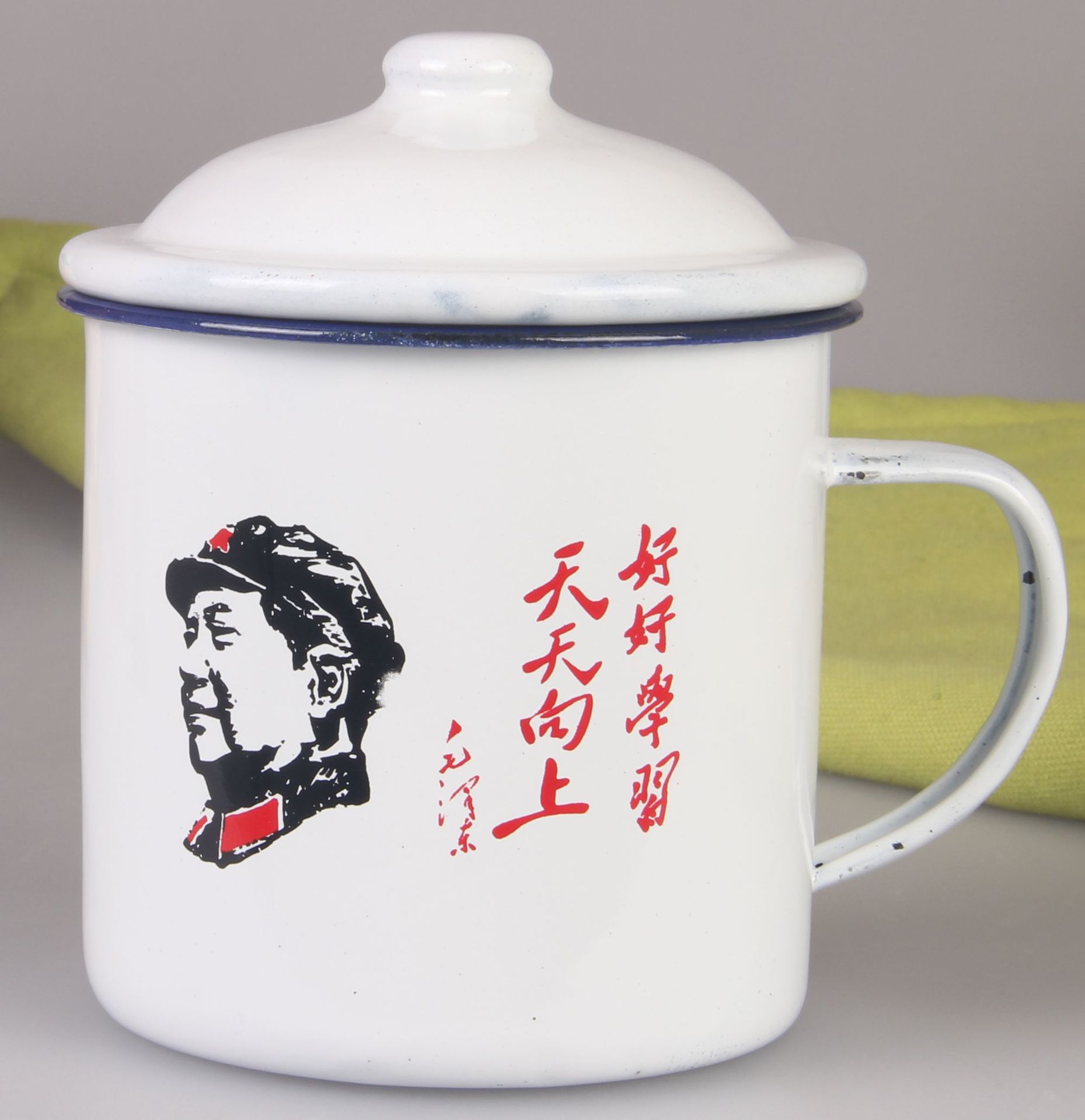 厂家定制怀旧经典搪瓷杯子专业供应复古茶缸带盖定制logo搪瓷杯