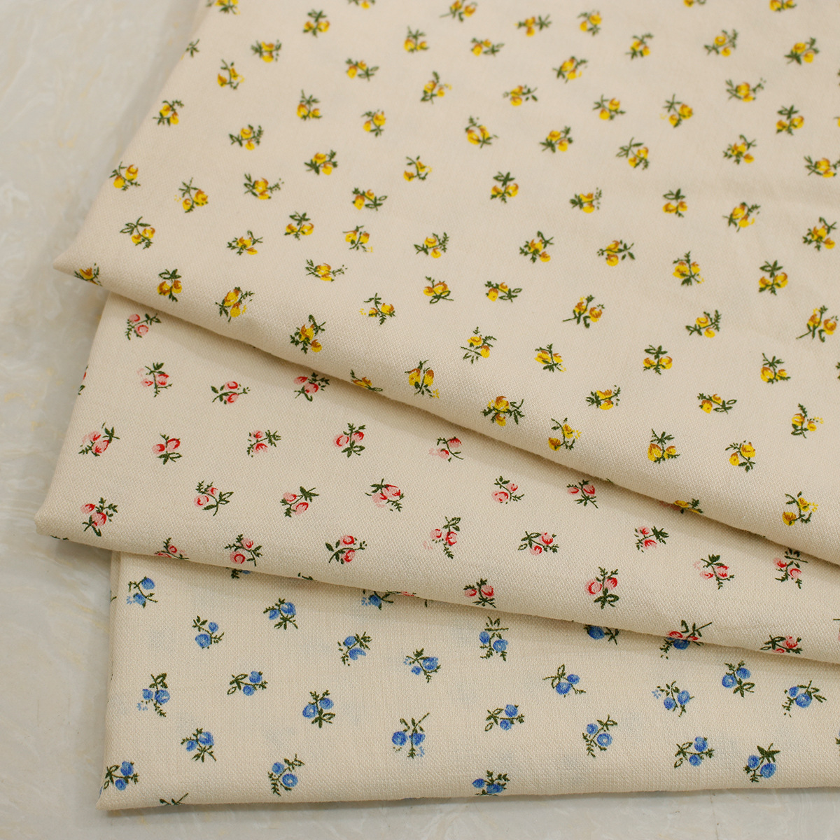 春夏爆款小碎花印花全棉梭织猫眼提花洗水棉布女装童装连衣裙面料