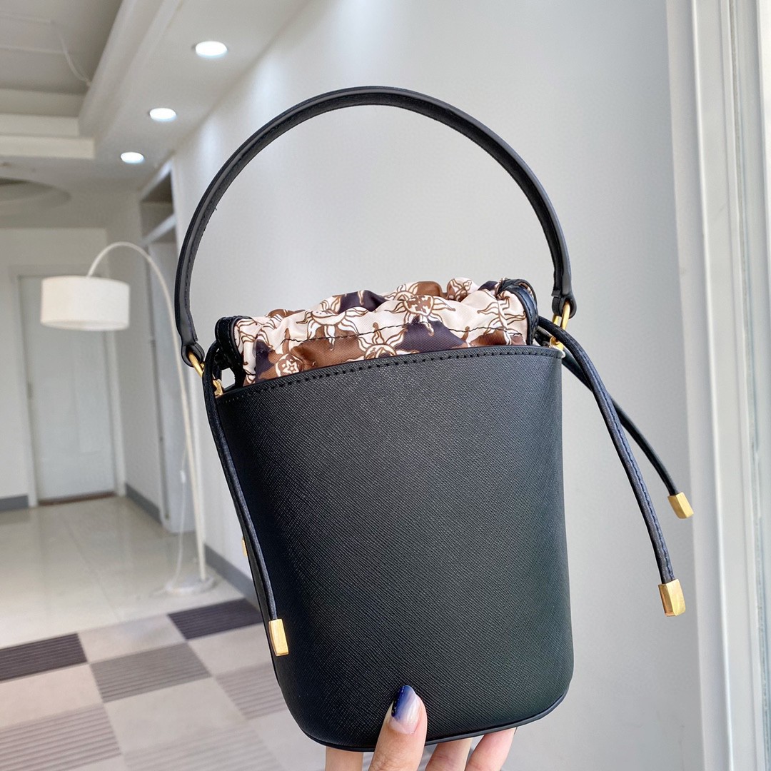 2021tb新款工厂批发牛皮单肩斜跨时尚休闲外贸mini菜篮子水桶女包