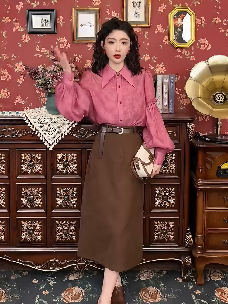 港风女装复古玫粉色衬衫女春款2024年新款衬衣上衣高腰半身裙套装