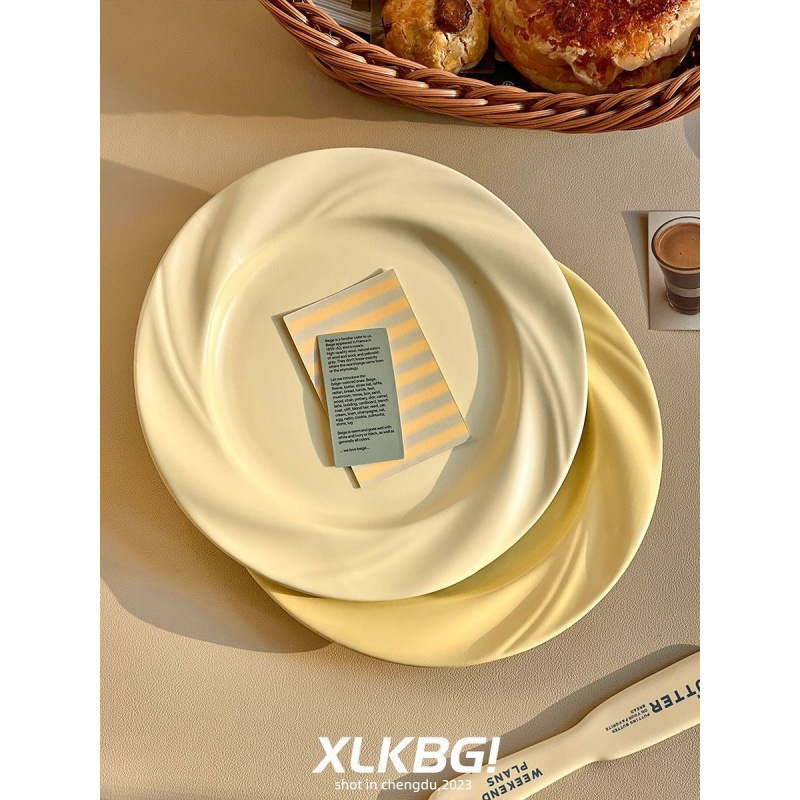 高颜值简约奶油盘子西餐塑料感盘意面餐盘甜品家用沙拉盘卡通