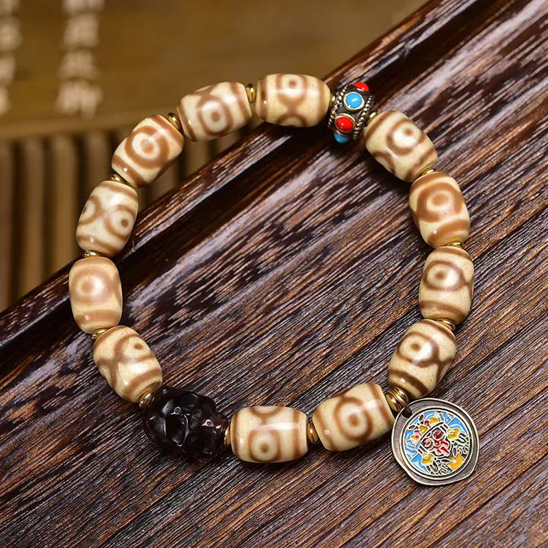 藏传天然玛瑙佛眼三眼天珠手串单圈扎基拉姆卡子金膏玉配珠手链