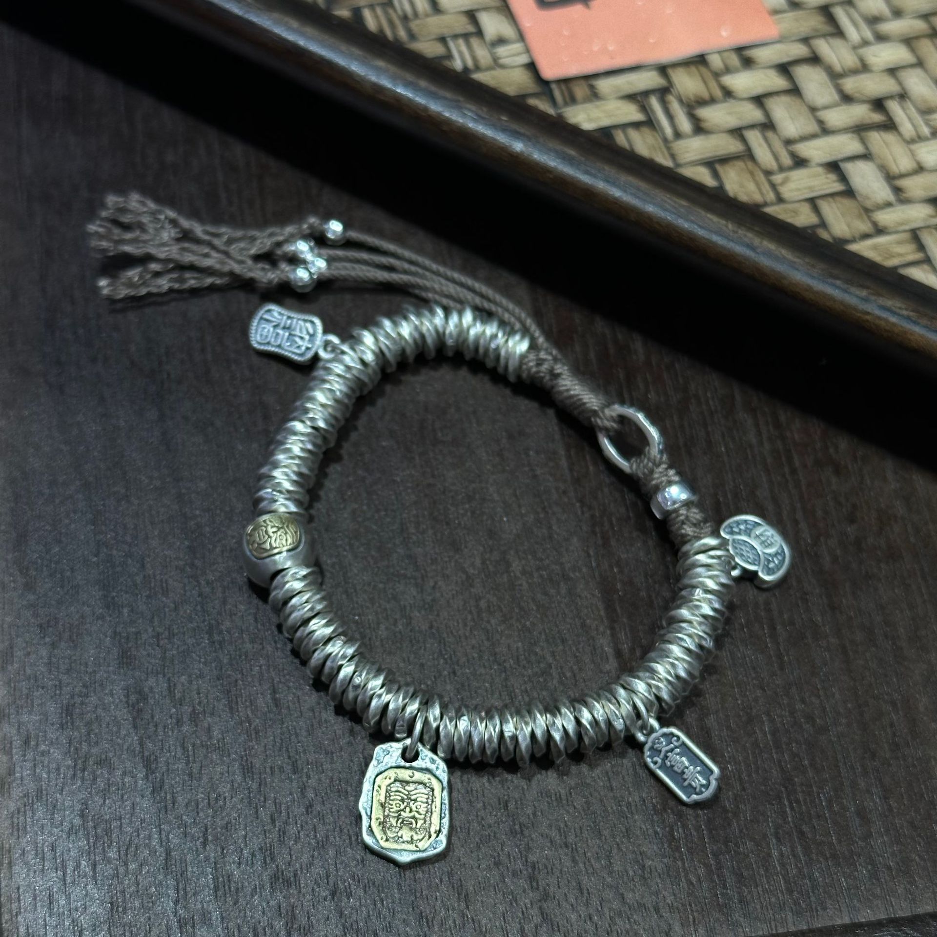 乾龙s925银手工编织藏风银盘缠手串扎基拉姆盘缠手链高级圆牌手链