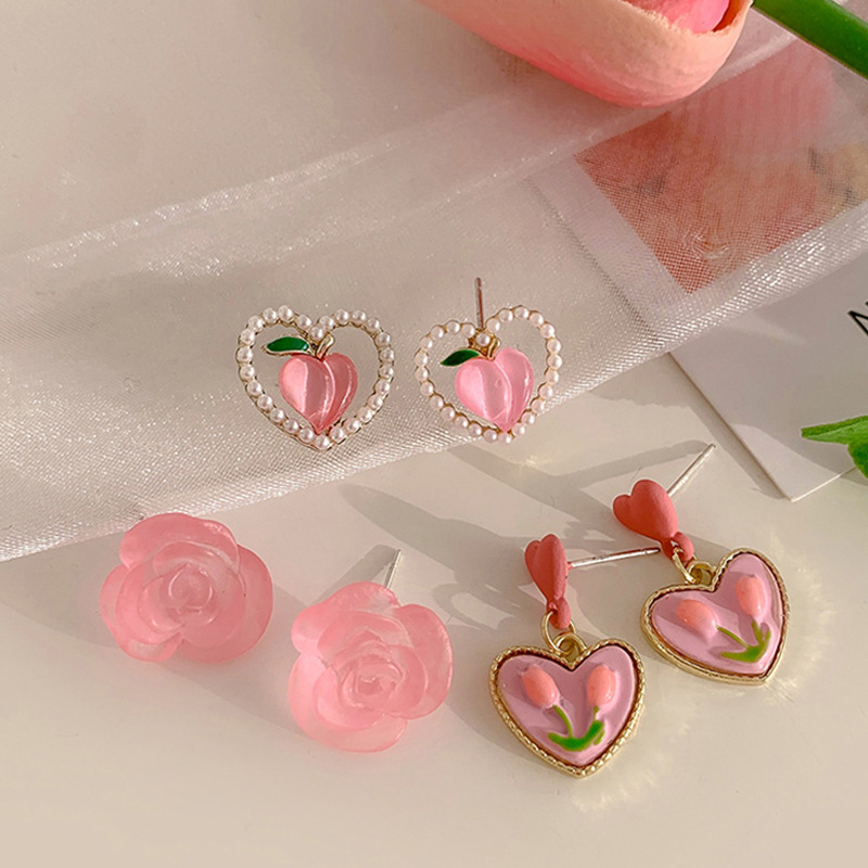 Pink Love Heart Stud Earrings 2023 New Trendy Niche Design Earrings Fresh Tulip Earrings for Women
