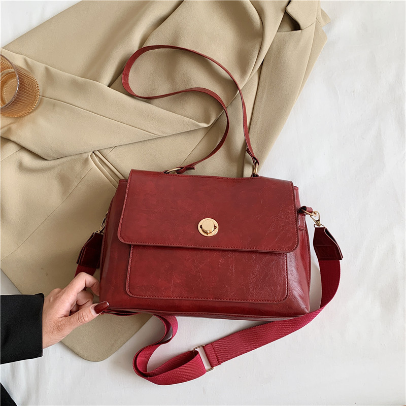 Retro Large Capacity Women's Bag 2023 Early Spring New Simple Casual Women's Bag Popular Messenger Bag Shoulder Tote Bag for Women