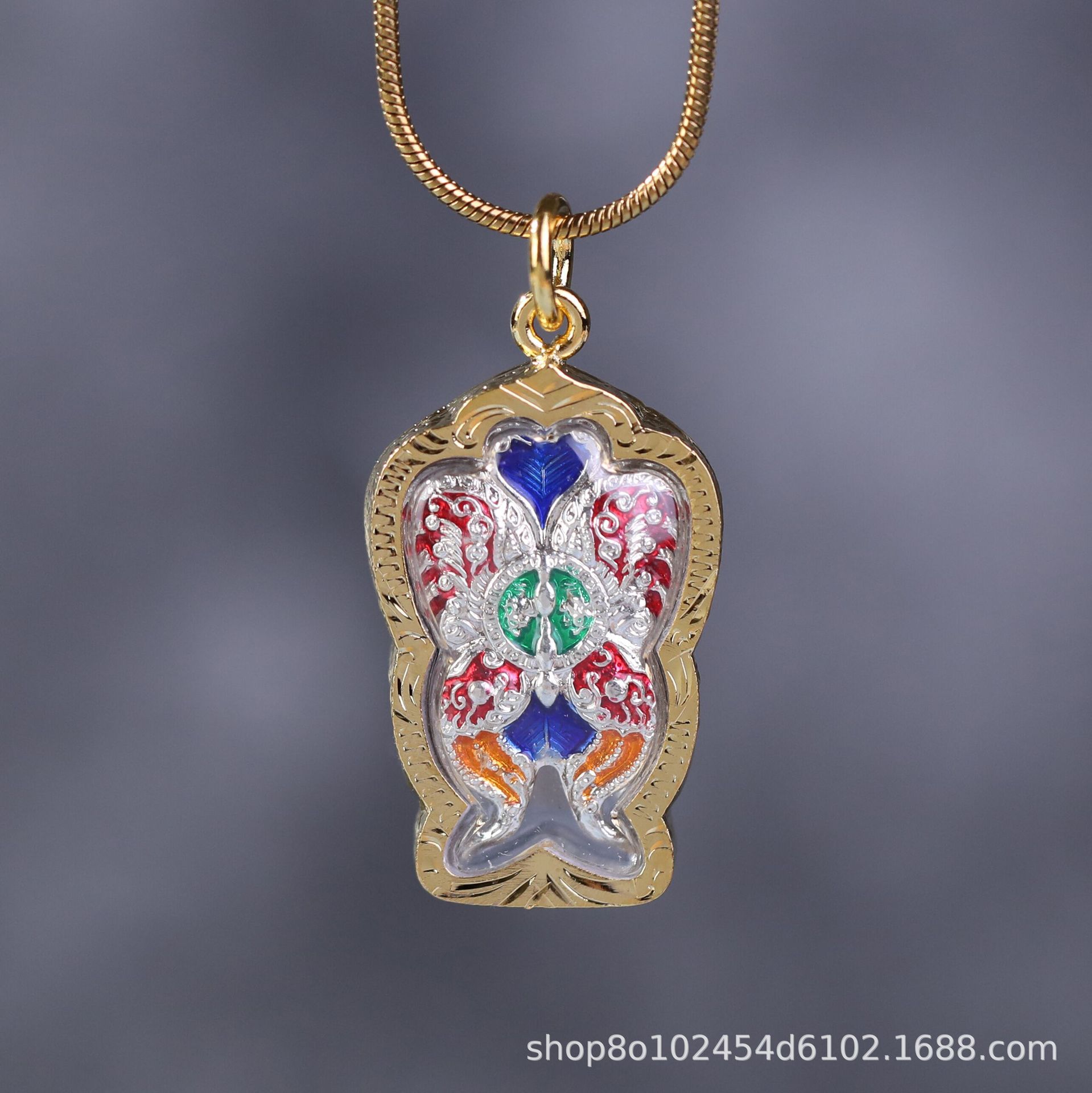 泰国佛牌特色吊坠 蝴蝶佛牌 蜘蛛 镀金外壳 男女通用 支持代发