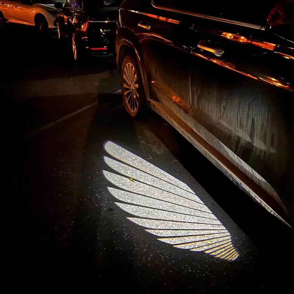 汽车后视镜迎宾灯天使之翼地毯灯适用于多款车型车门后视镜投影灯