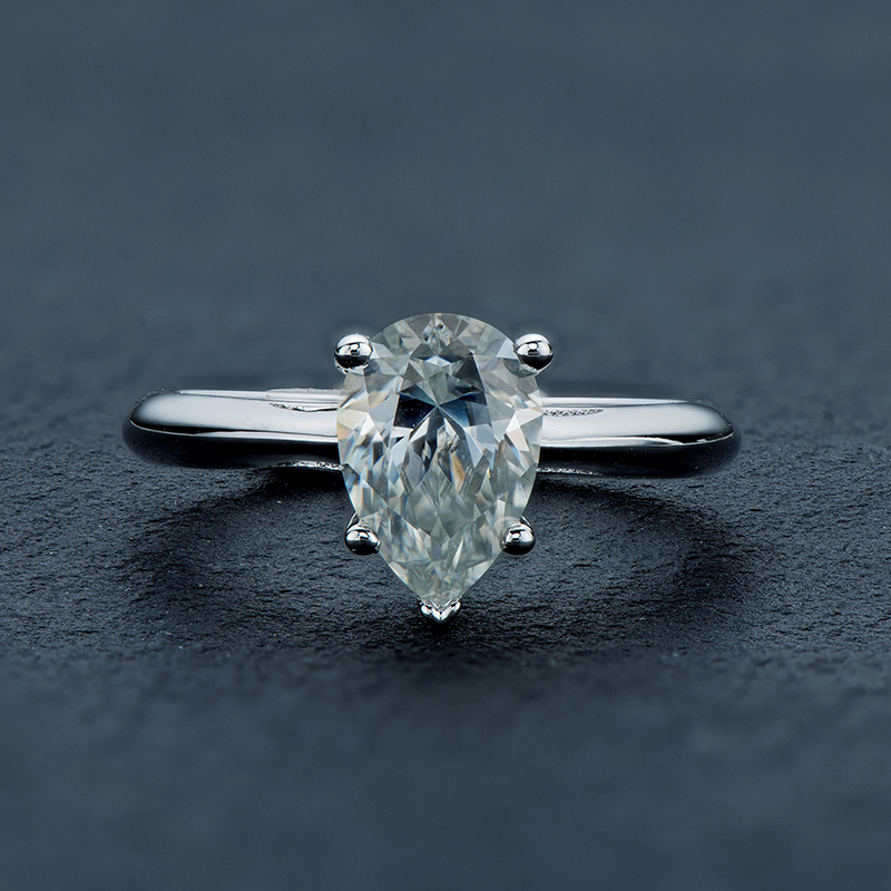 ainuoshi 欧美奢华d色2克拉莫桑石戒指水滴形925纯银镀金莫桑钻戒