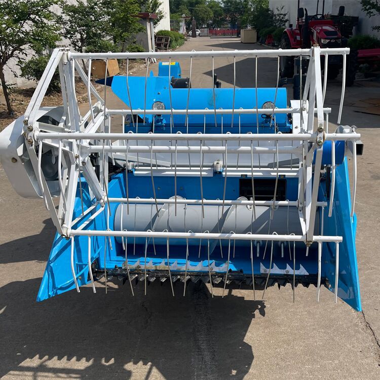 小型家用小麦联合收割机 25马力麦种稻谷联合收割机 小地块收割机