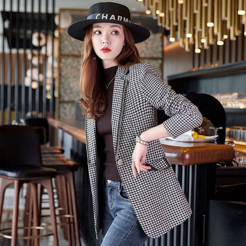 黑色格子西装外套女休闲韩版气质上衣秋冬新款女士时髦洋气小西服
