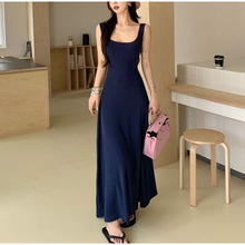 法式蓝色收腰吊带连衣裙子夏季女装2024早春季新款高级感背心长裙