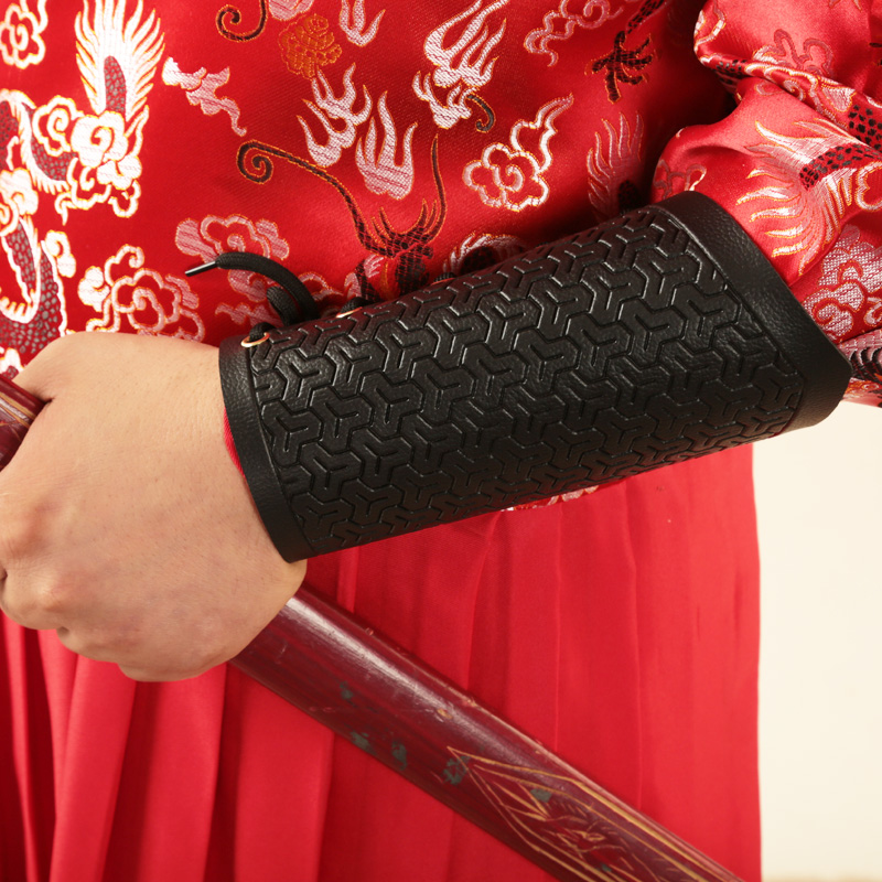 腰带锦衣袖漫袍飞鱼圆领古风汉服腰收真皮锦衣卫护腕展服服配饰束