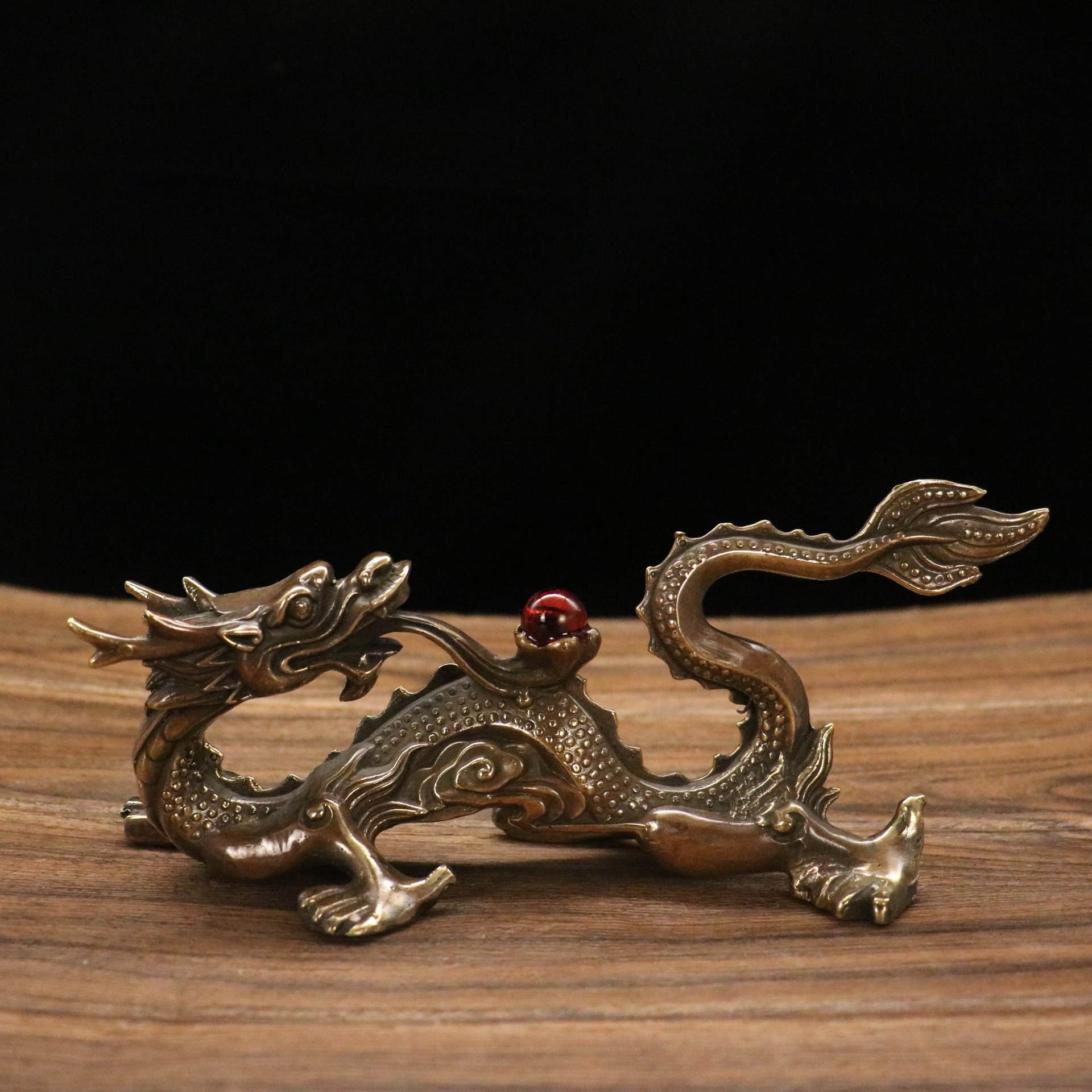 纯铜回头龙摆件龙笔架红珠子龙生肖龙家居装饰品办公室工艺品摆设
