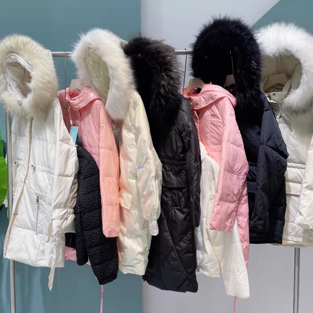 森马品牌折冬装羽绒服大牌女装清货衣服裙子实体店地摊直播货源