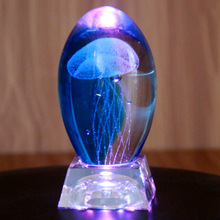 七彩水晶灯座琉璃水晶艺术花纹球礼品摆件夜光水母家居摆件外贸