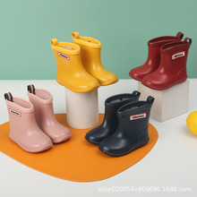 儿童雨鞋防滑日系纯色柔软女童雨靴1-3岁男童PVC一体成型低筒水鞋