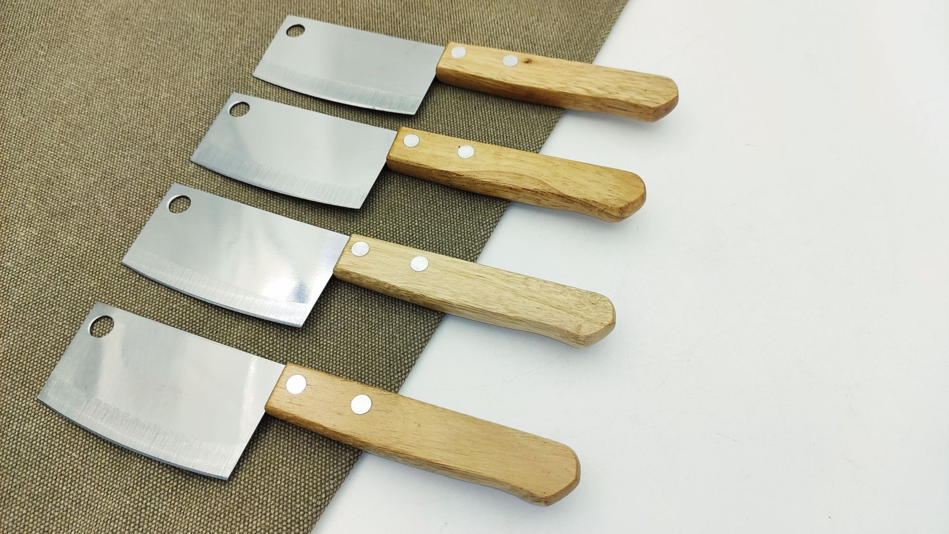 ins可爱木柄小刀学厨开快递美工刀 多用途迷你小菜刀搞怪切蛋糕