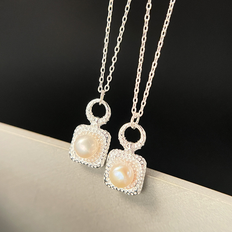 925纯银天然珍珠方形项链几何简约锁骨链秋冬新品银首饰女n0671