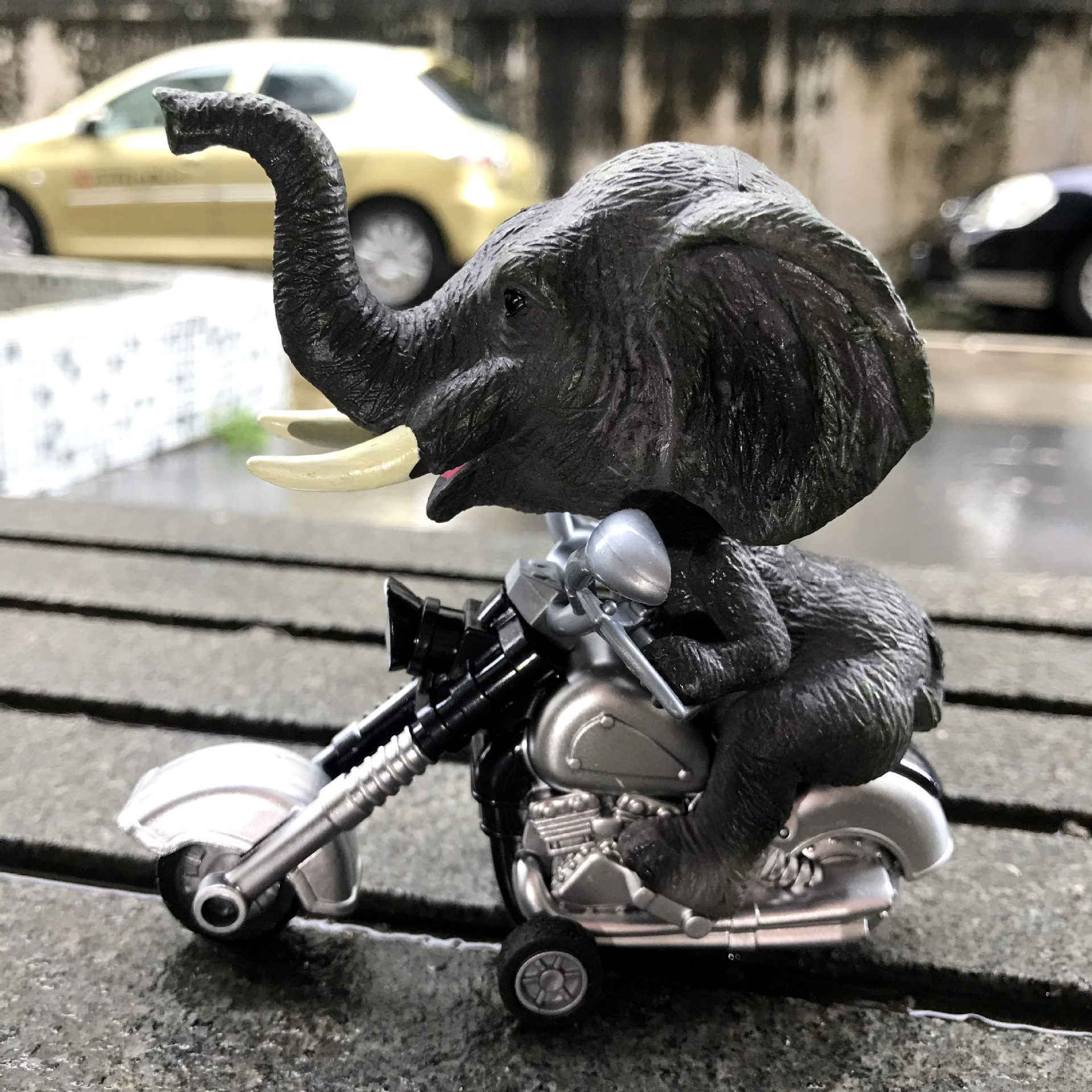 包邮跨境恐龙模型惯性摩托车玩具抖音网红同款男孩玩具车汽车批发