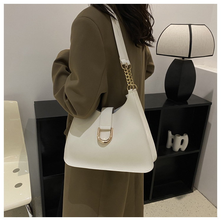 Retro Bags Women's 2023 Early Spring New Fashion Simple Shoulder Bag Texture Solid Color Women Bag Trendy Crossbody Bag