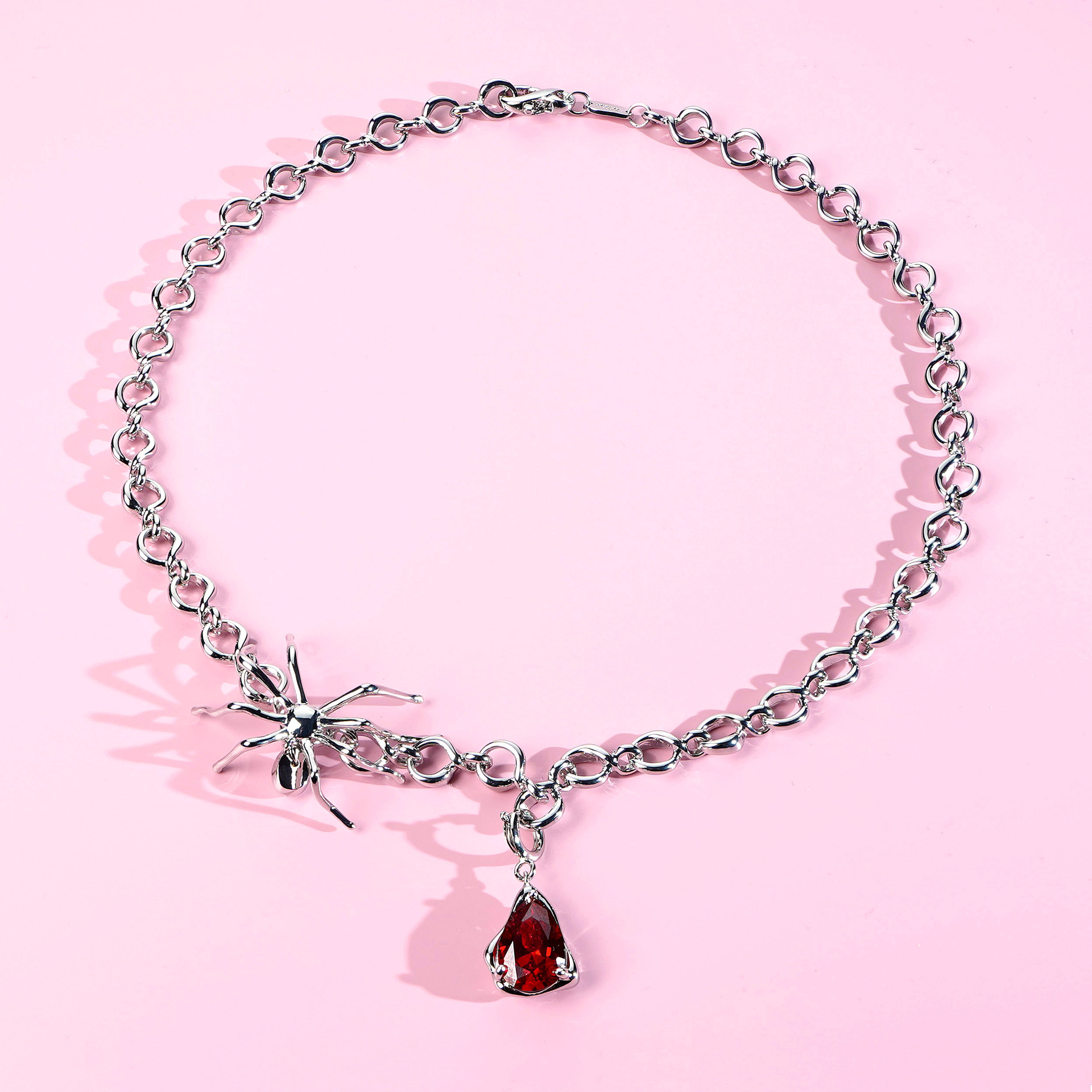 欧美2021新品红宝石项链个性时尚锁骨链  kvk蜘蛛血滴扭转项链