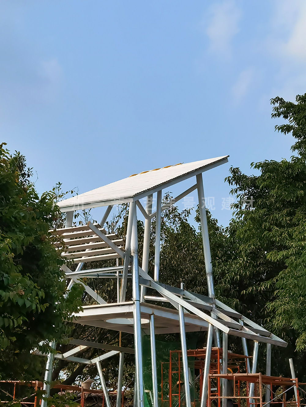 厂家定制 户外游乐设施 防腐趣味木平台木栈道广州木结构定制施工