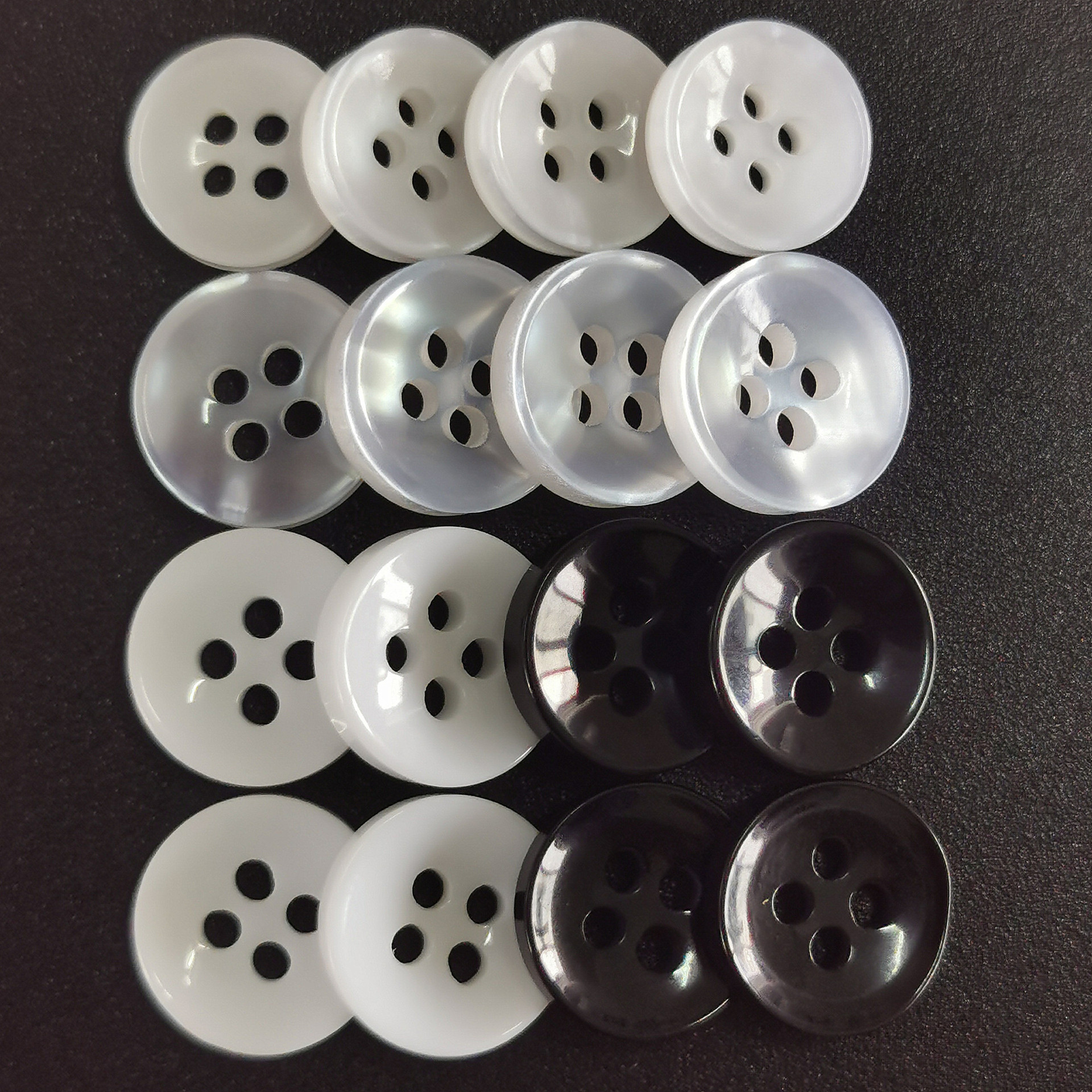 现货树脂纽扣珠光碗扣 白底2眼四眼透明波纹领口衬衫小扣子可染色