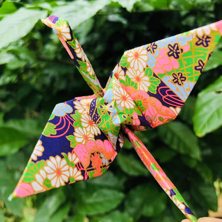 友禅纸千纸鹤成品毕业礼物送朋友节日纸鹤串婚礼房间创意礼品装饰