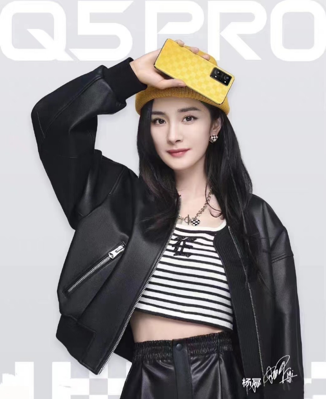 现货发杨幂同款飞行皮夹克 肉肉的羊羔皮黑色棒球服短外套