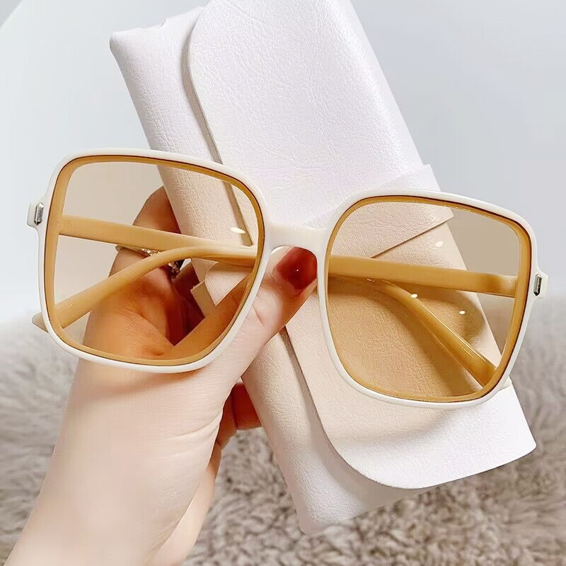 Factory Direct Sales New Arrival Mitin Square Sunglasses Fashion All-Match Sun-Resistant Sunglasses Women Driving Vintage Sunglasses